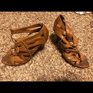 Size 8 - Chinese Laundry Heels